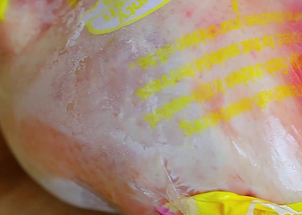 如何辨别鸡肉(生鸡肉/冷藏鸡肉/熟鸡肉)好坏