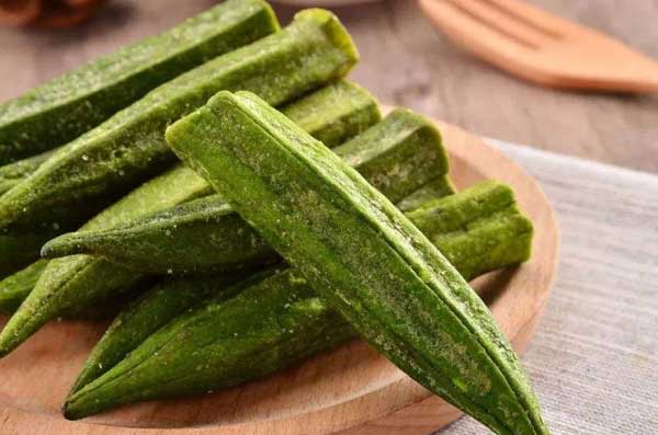 秋葵冷冻保存前是否焯水,冷冻后的秋葵还有营养吗