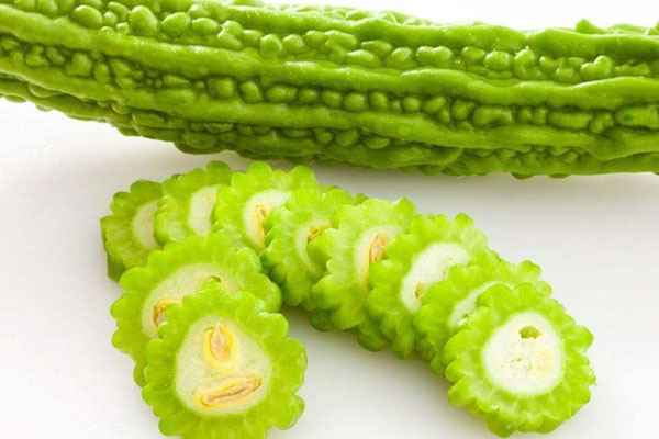 弄熟后的苦瓜隔夜后还能吃吗,炒苦瓜可以放到第二天吃吗