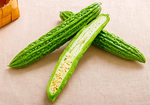 苦瓜和香菜能一起凉拌吃吗,苦瓜和香菜怎么一起吃