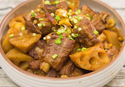 莲藕和什么一起炒好吃,莲藕这样炒好吃又营养