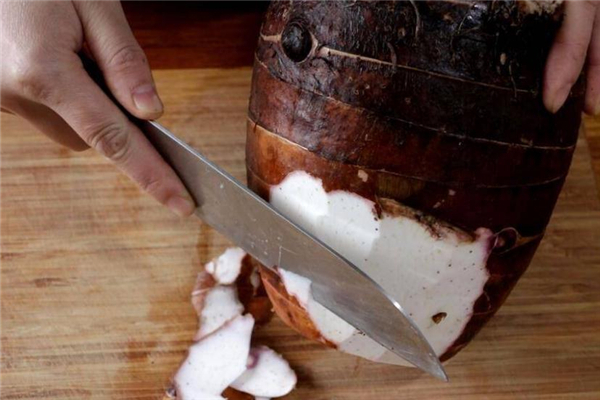 槟榔芋和芋头一样吗,槟榔芋头和荔浦芋头的区别