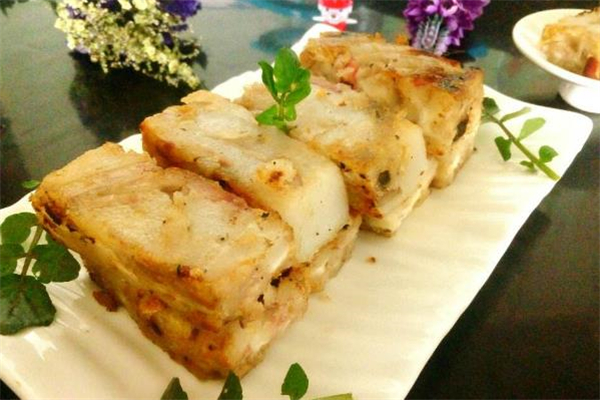 芋头糕粘米粉和水的比例,芋头糕有什么制作小窍门