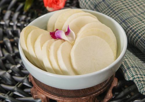 萝卜可以炖鸡吗,萝卜炖鸡怎样做