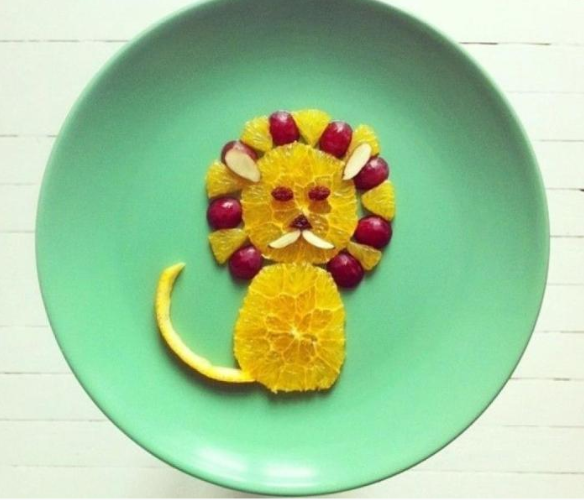 简单漂亮的幼儿水果拼盘图片